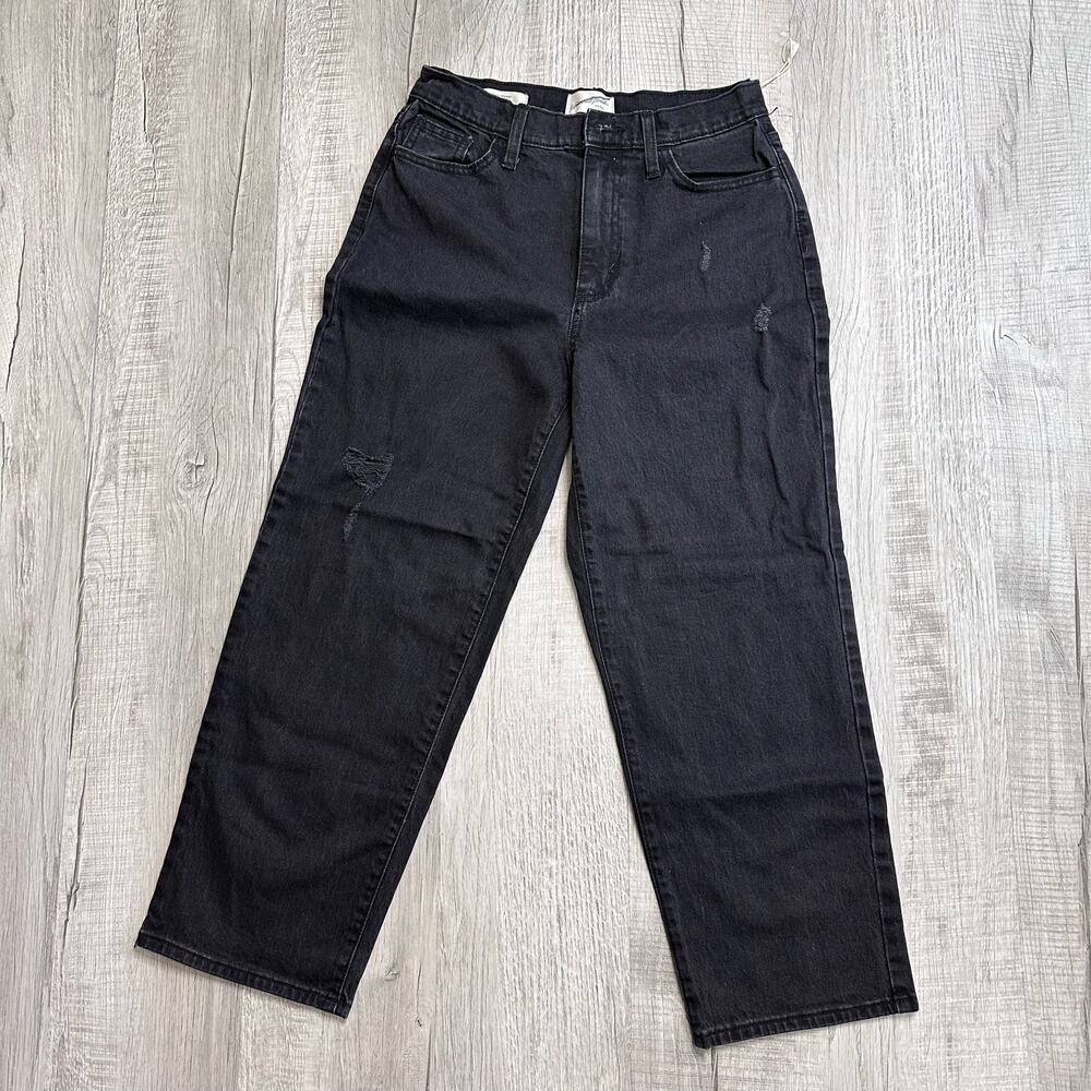 Universal Thread Jeans WMNS 6/28 Black Vintage Straight Distressed Minimalist